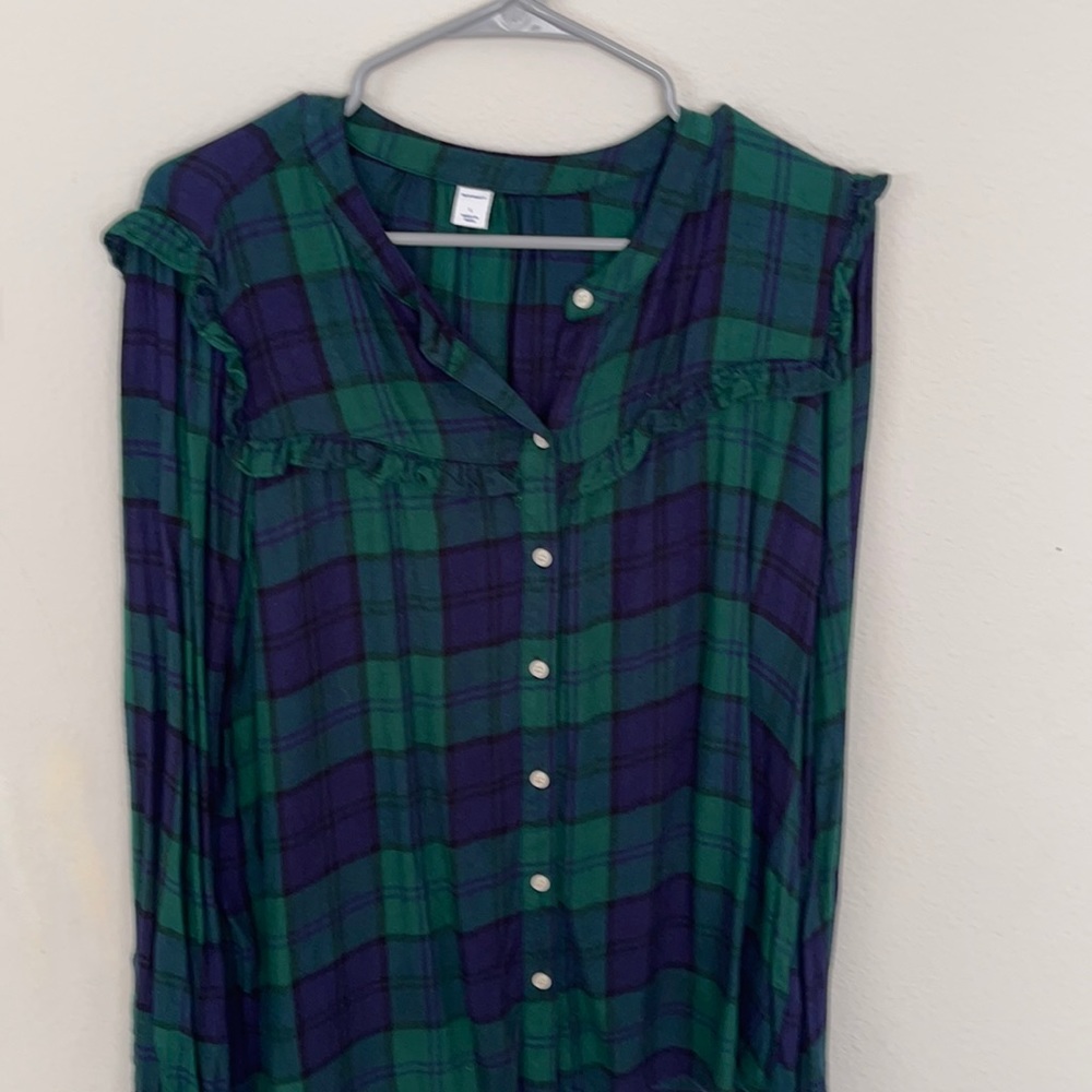 Old navy blouse!